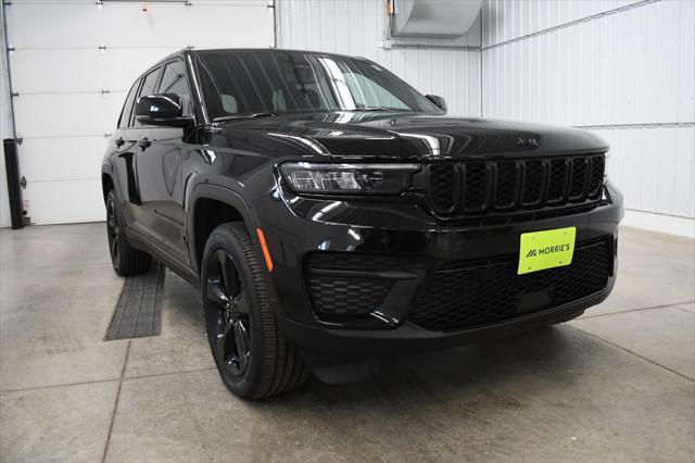 used 2024 Jeep Grand Cherokee car, priced at $40,580