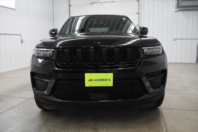 used 2024 Jeep Grand Cherokee car, priced at $40,580