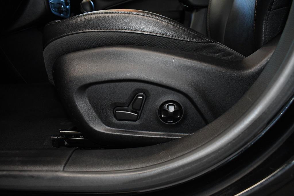 used 2018 Jeep Compass car, priced at $17,790