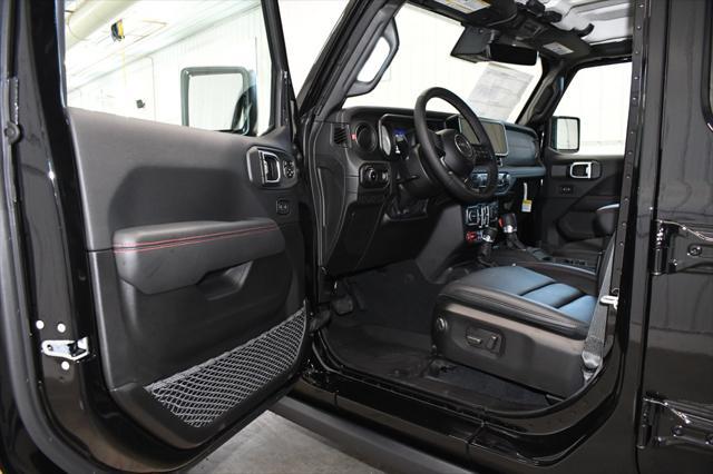 new 2025 Jeep Wrangler car, priced at $59,233
