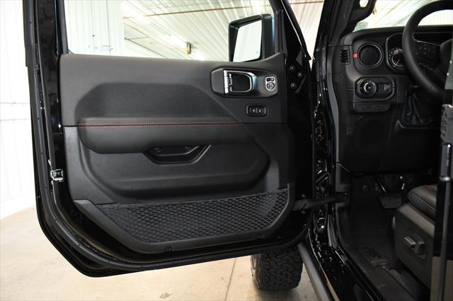 new 2025 Jeep Wrangler car, priced at $59,233