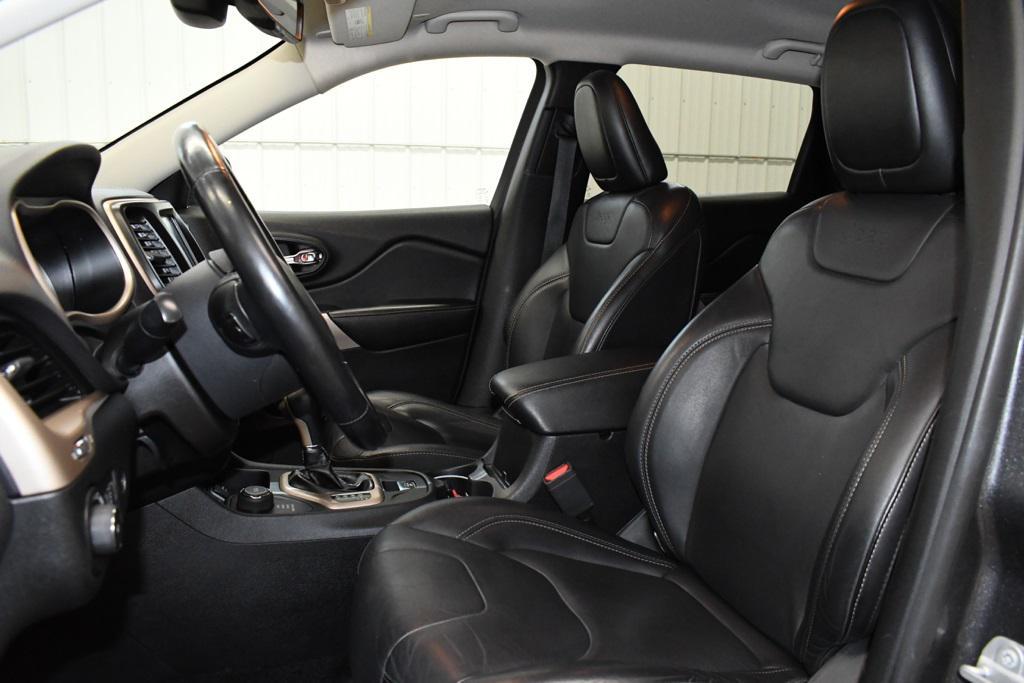 used 2018 Jeep Cherokee car, priced at $14,790