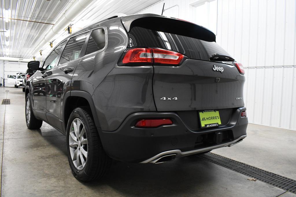 used 2018 Jeep Cherokee car, priced at $14,790