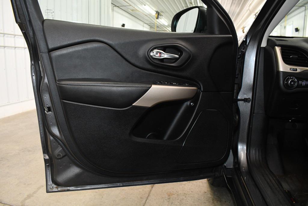 used 2018 Jeep Cherokee car, priced at $14,790