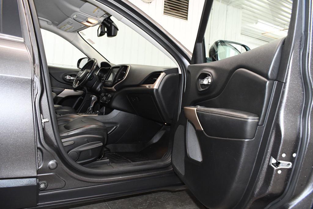 used 2018 Jeep Cherokee car, priced at $14,790