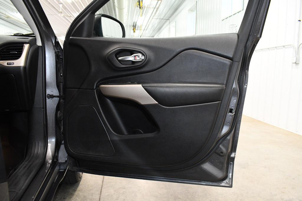 used 2018 Jeep Cherokee car, priced at $14,790