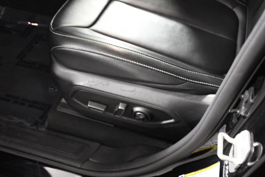 used 2024 Jeep Grand Cherokee L car, priced at $35,990