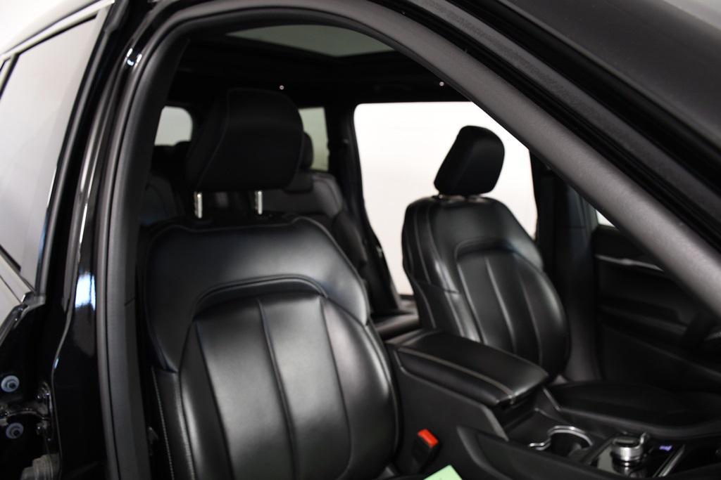 used 2024 Jeep Grand Cherokee L car, priced at $35,990