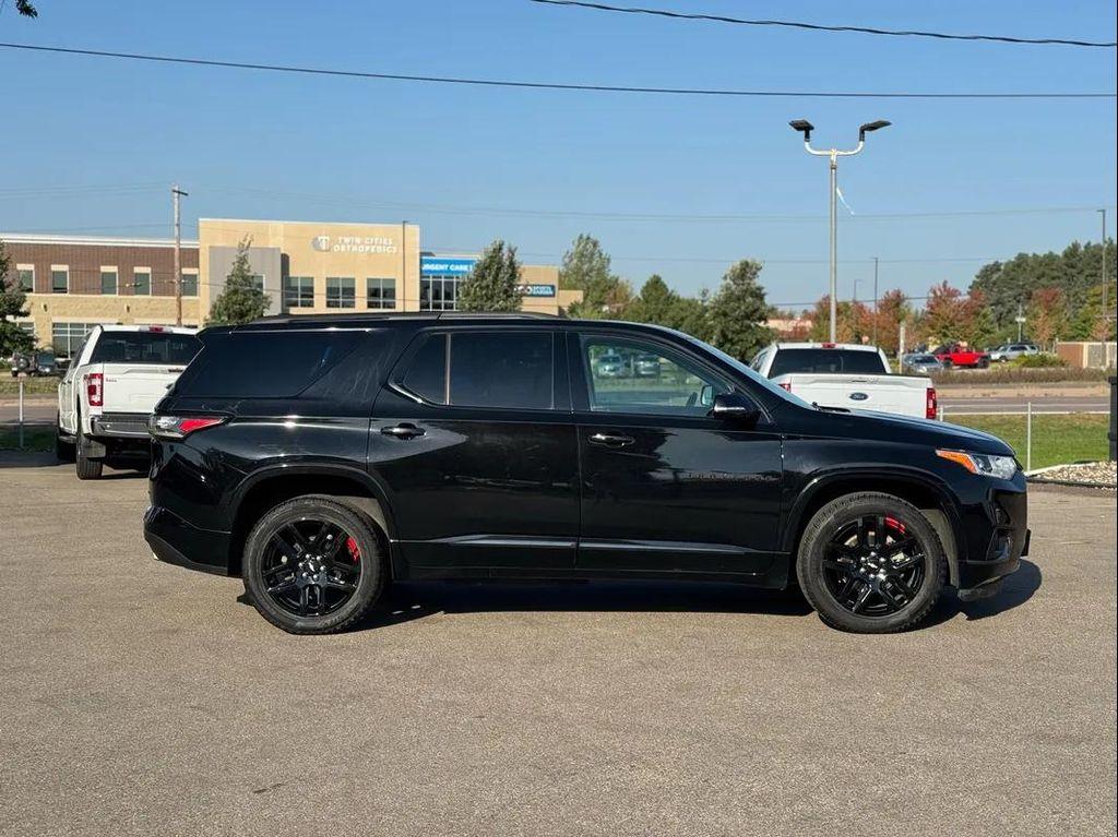 used 2020 Chevrolet Traverse car, priced at $25,300