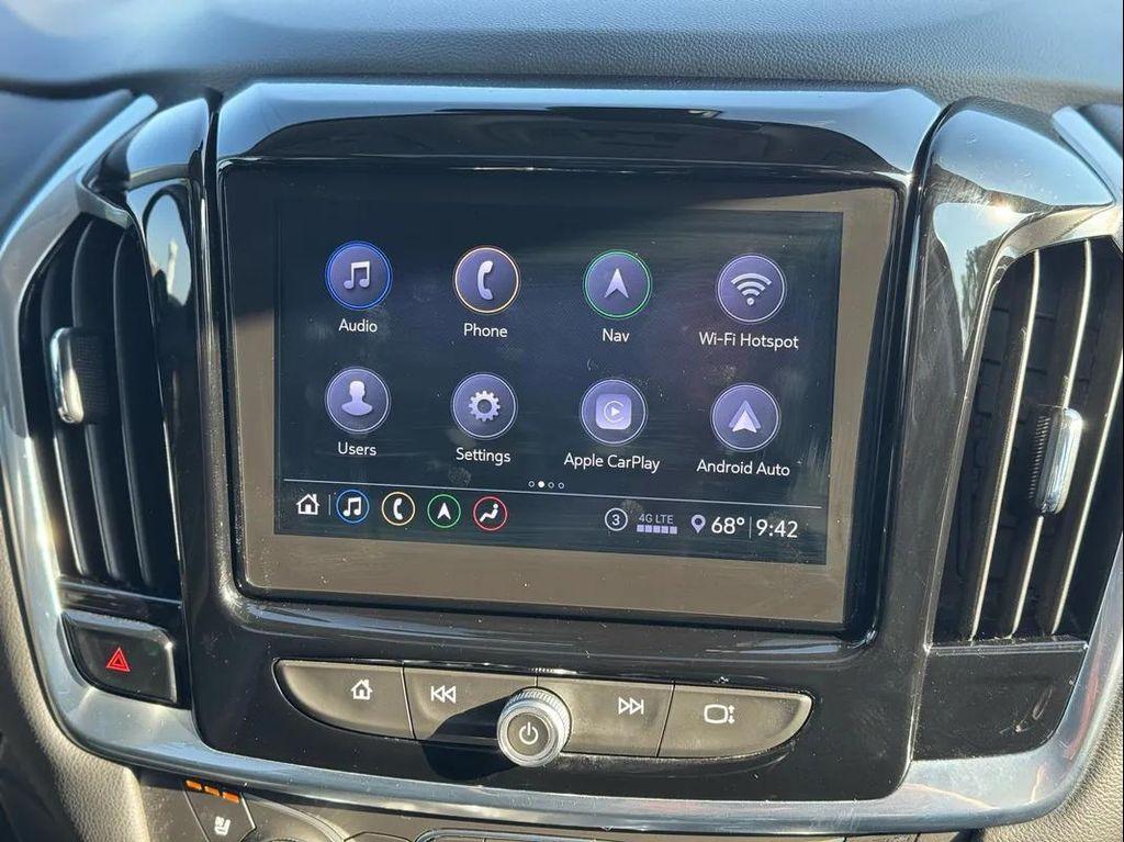 used 2020 Chevrolet Traverse car, priced at $25,300