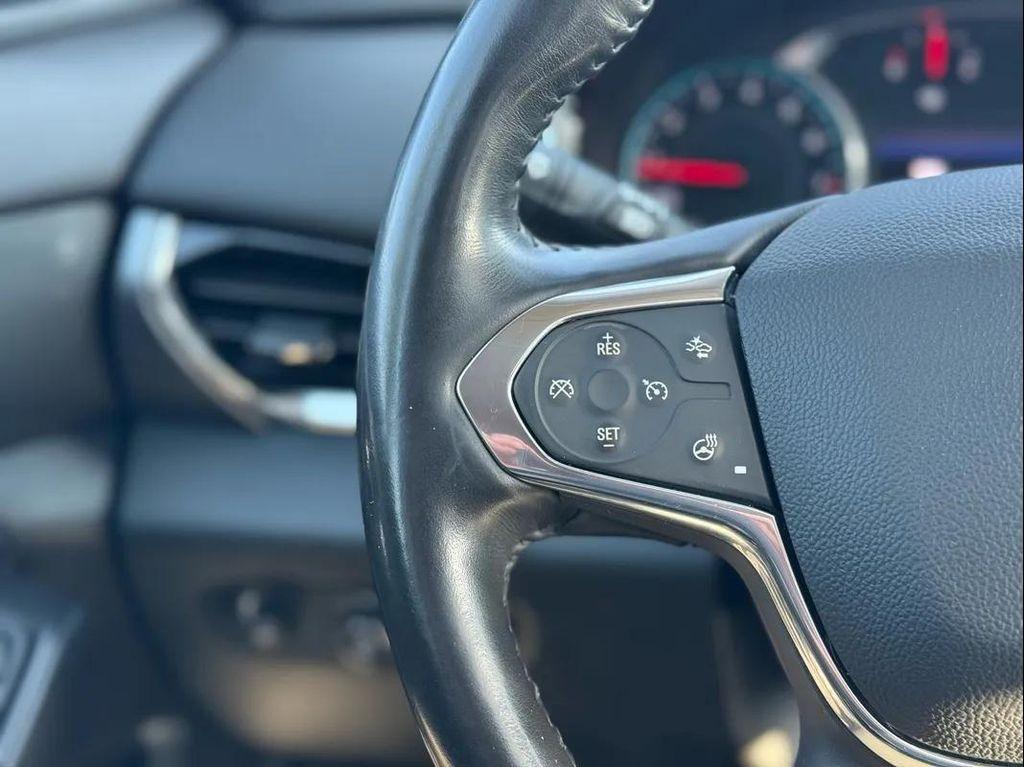 used 2020 Chevrolet Traverse car, priced at $25,300