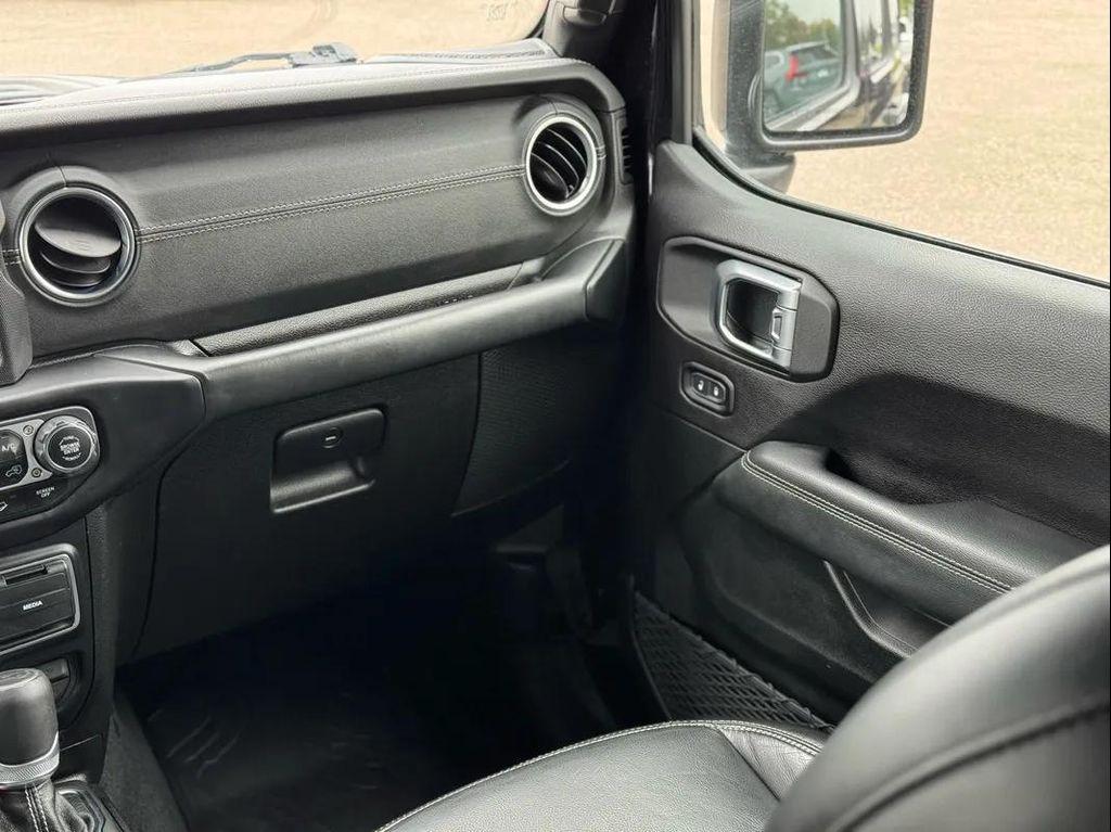 used 2019 Jeep Wrangler Unlimited car, priced at $31,900