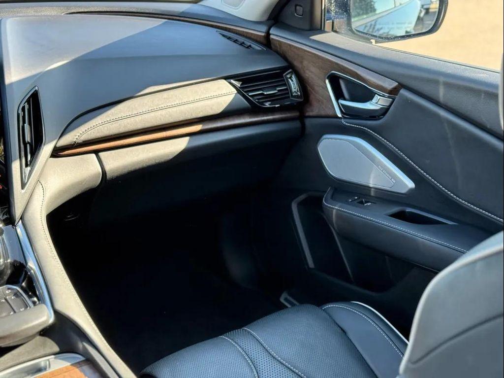 used 2024 Acura RDX car, priced at $38,500