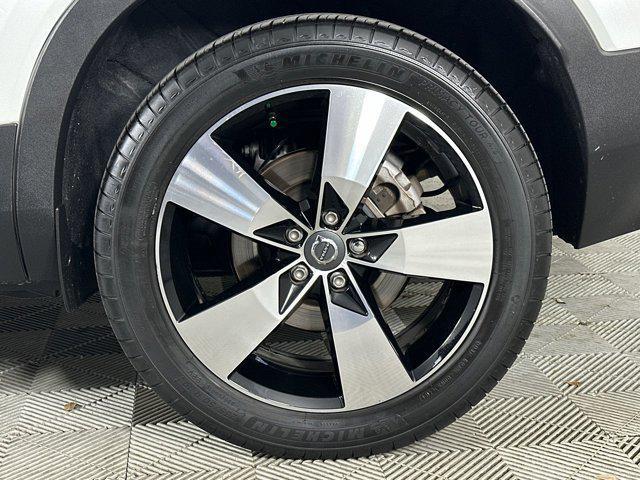 used 2021 Volvo XC40 car, priced at $16,898