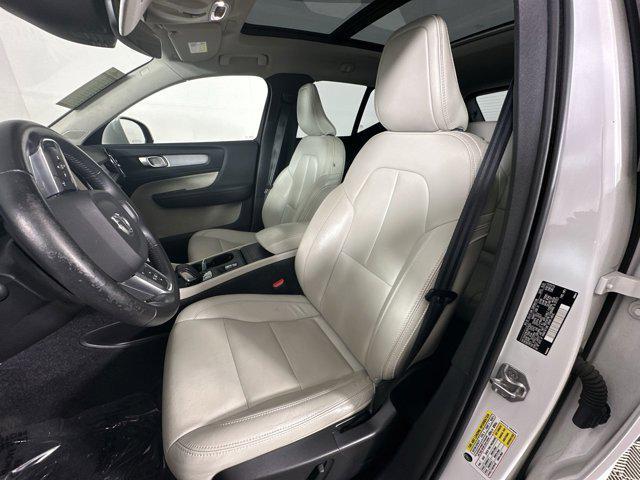 used 2021 Volvo XC40 car, priced at $16,898