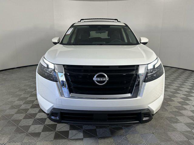 new 2024 Nissan Pathfinder car, priced at $34,734