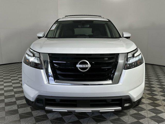 new 2025 Nissan Pathfinder car, priced at $44,015