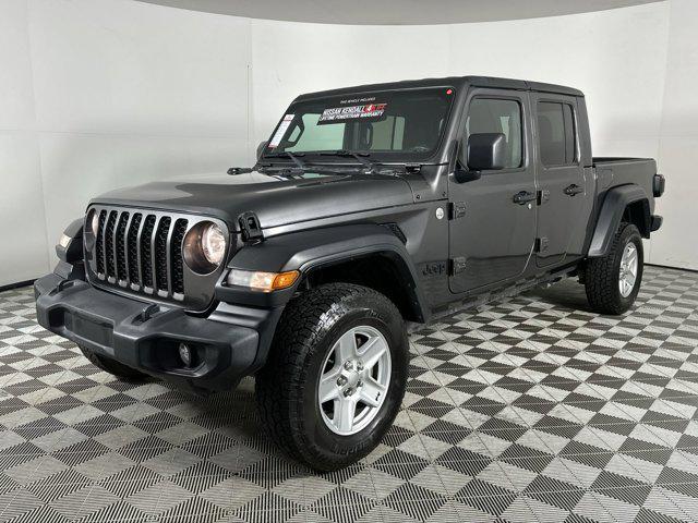 used 2020 Jeep Gladiator car, priced at $25,498