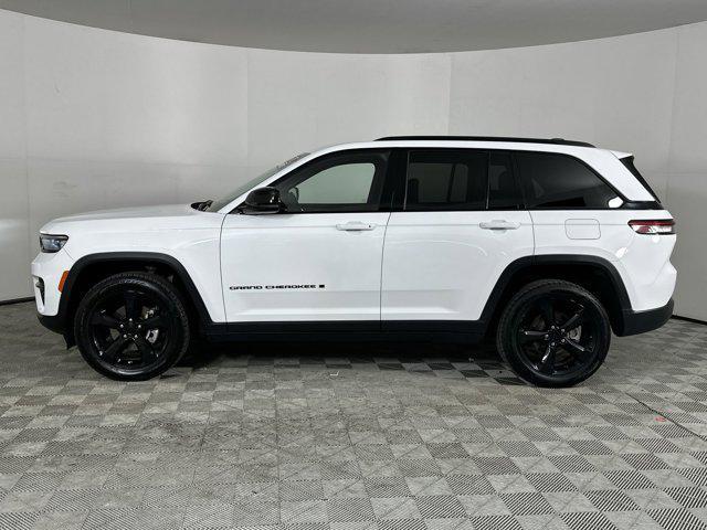 used 2023 Jeep Grand Cherokee car, priced at $23,998