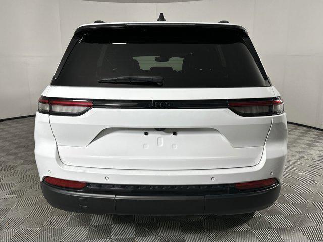 used 2023 Jeep Grand Cherokee car, priced at $23,998
