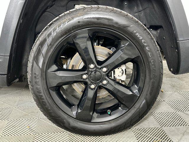 used 2023 Jeep Grand Cherokee car, priced at $23,998