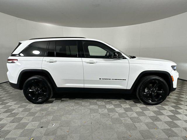 used 2023 Jeep Grand Cherokee car, priced at $23,998