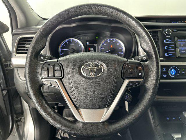 used 2019 Toyota Highlander car, priced at $20,998