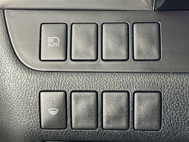 used 2019 Toyota Highlander car, priced at $20,998