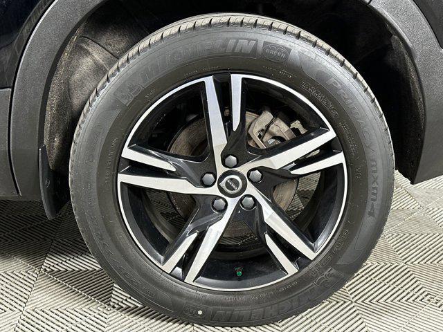 used 2023 Volvo XC40 car, priced at $21,498