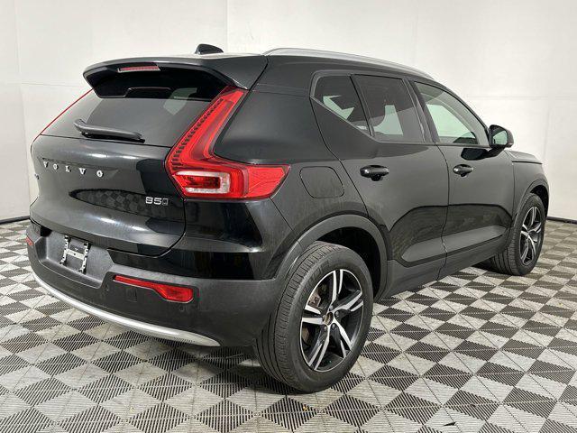 used 2023 Volvo XC40 car, priced at $21,498