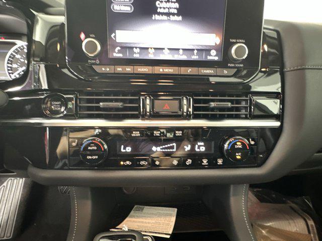 new 2025 Nissan Pathfinder car, priced at $39,405