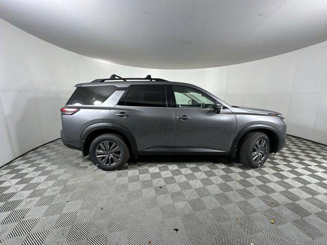 new 2025 Nissan Pathfinder car, priced at $39,405