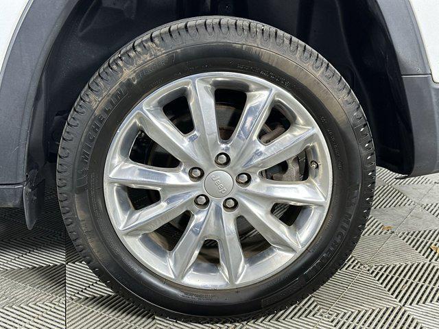 used 2017 Jeep Cherokee car, priced at $10,998