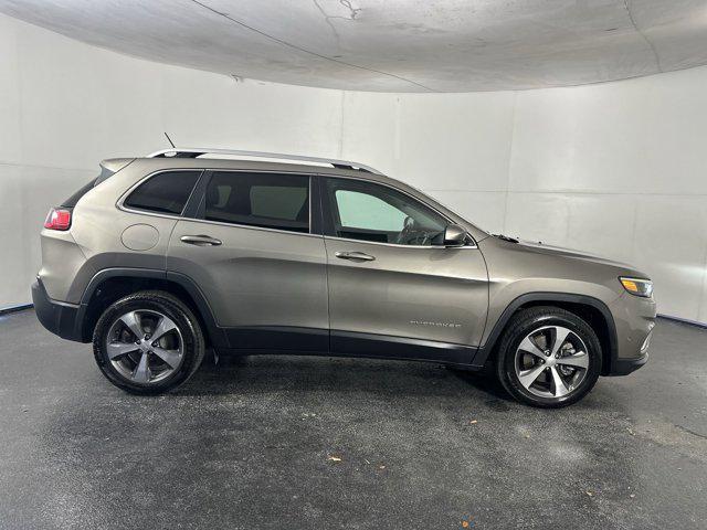 used 2021 Jeep Cherokee car, priced at $15,798