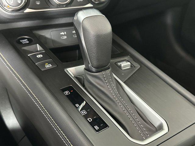 new 2025 Nissan Kicks car, priced at $27,098