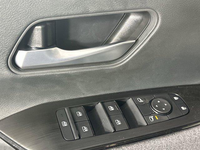 new 2025 Nissan Kicks car, priced at $27,098