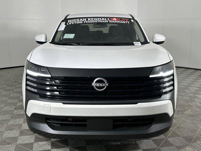 new 2025 Nissan Kicks car, priced at $27,098