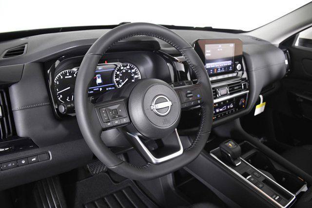 new 2024 Nissan Pathfinder car, priced at $34,171