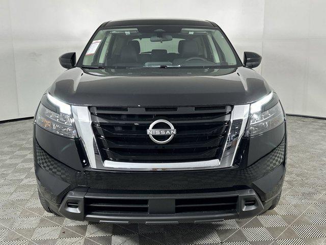 new 2025 Nissan Pathfinder car, priced at $36,221