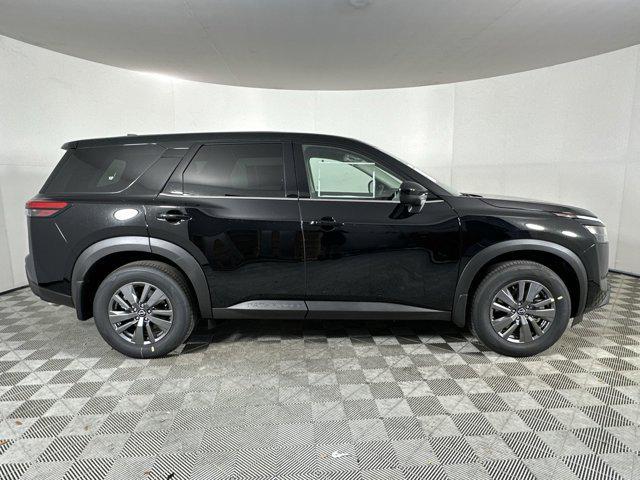 new 2025 Nissan Pathfinder car, priced at $36,221