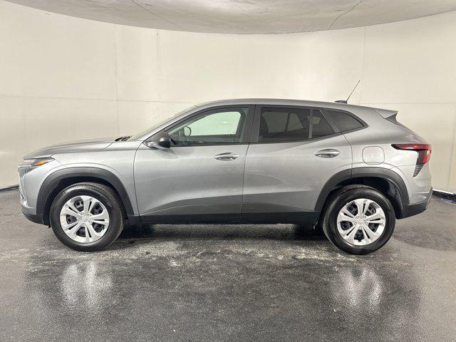 used 2025 Chevrolet Trax car, priced at $18,998