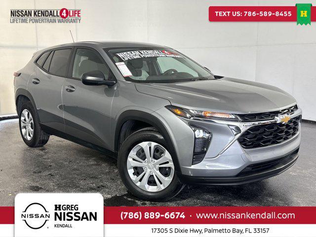 used 2025 Chevrolet Trax car, priced at $18,998