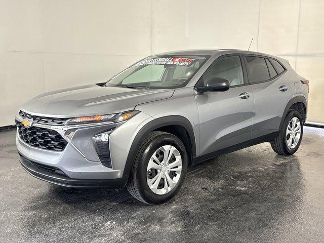 used 2025 Chevrolet Trax car, priced at $18,998