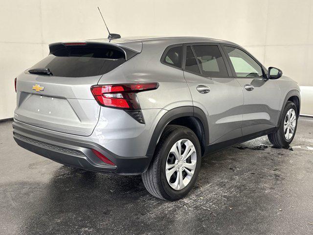 used 2025 Chevrolet Trax car, priced at $18,998