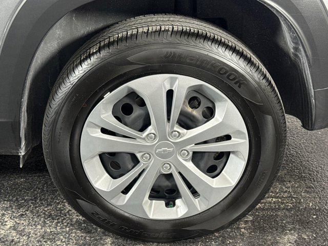 used 2025 Chevrolet Trax car, priced at $18,998