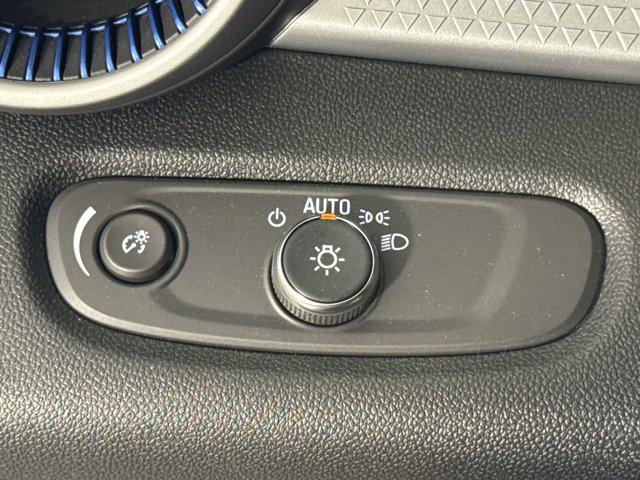 used 2025 Chevrolet Trax car, priced at $18,998