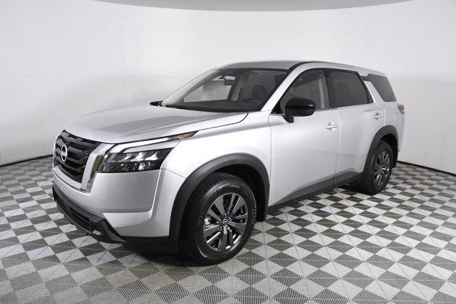 new 2025 Nissan Pathfinder car, priced at $35,285