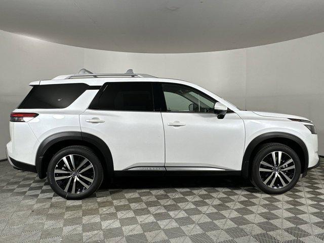 new 2025 Nissan Pathfinder car, priced at $50,778