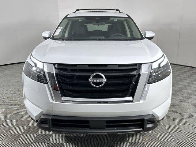 new 2025 Nissan Pathfinder car, priced at $40,292