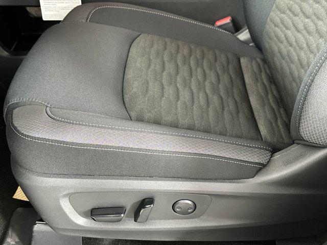 new 2025 Nissan Pathfinder car, priced at $41,606